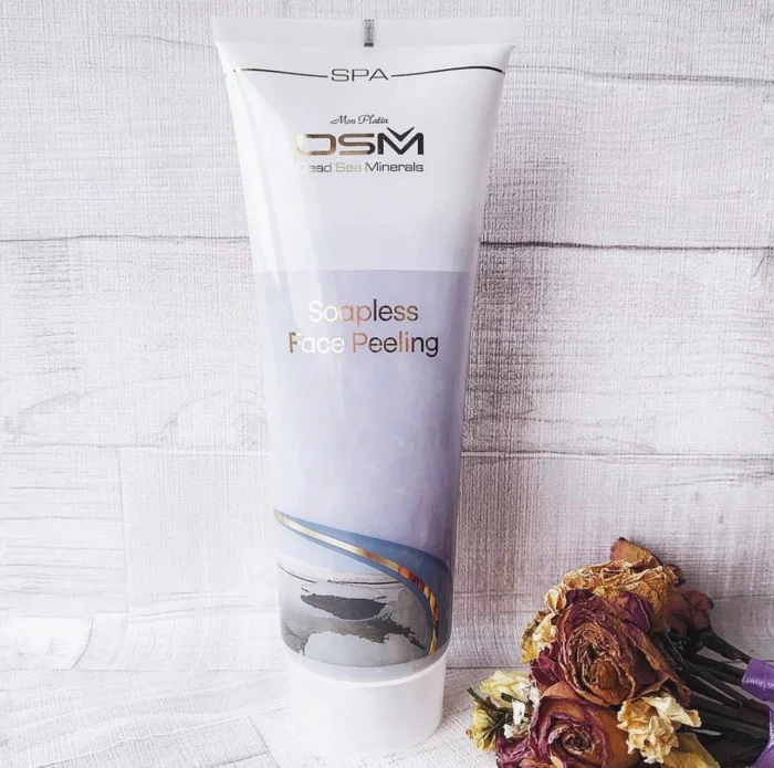 Såpefri ansiktspeeling - Bilde 2